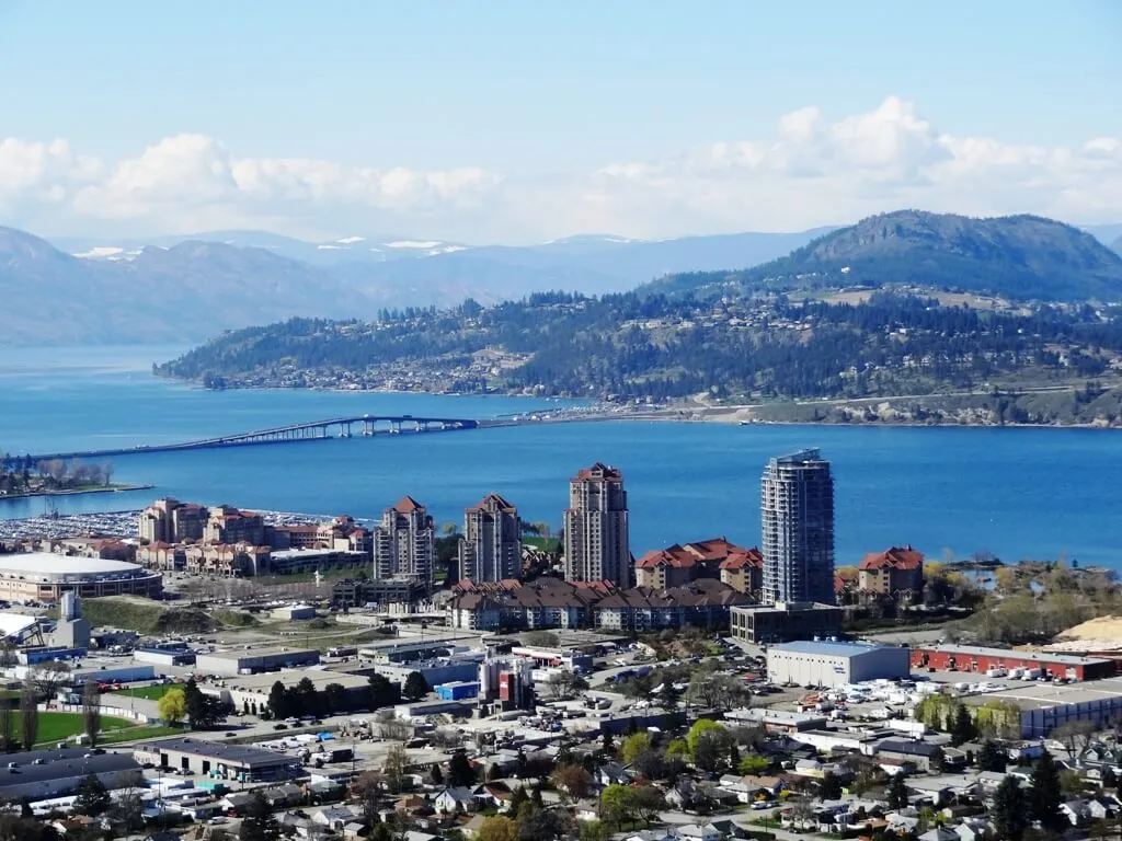 downtown-kelowna-cleaning